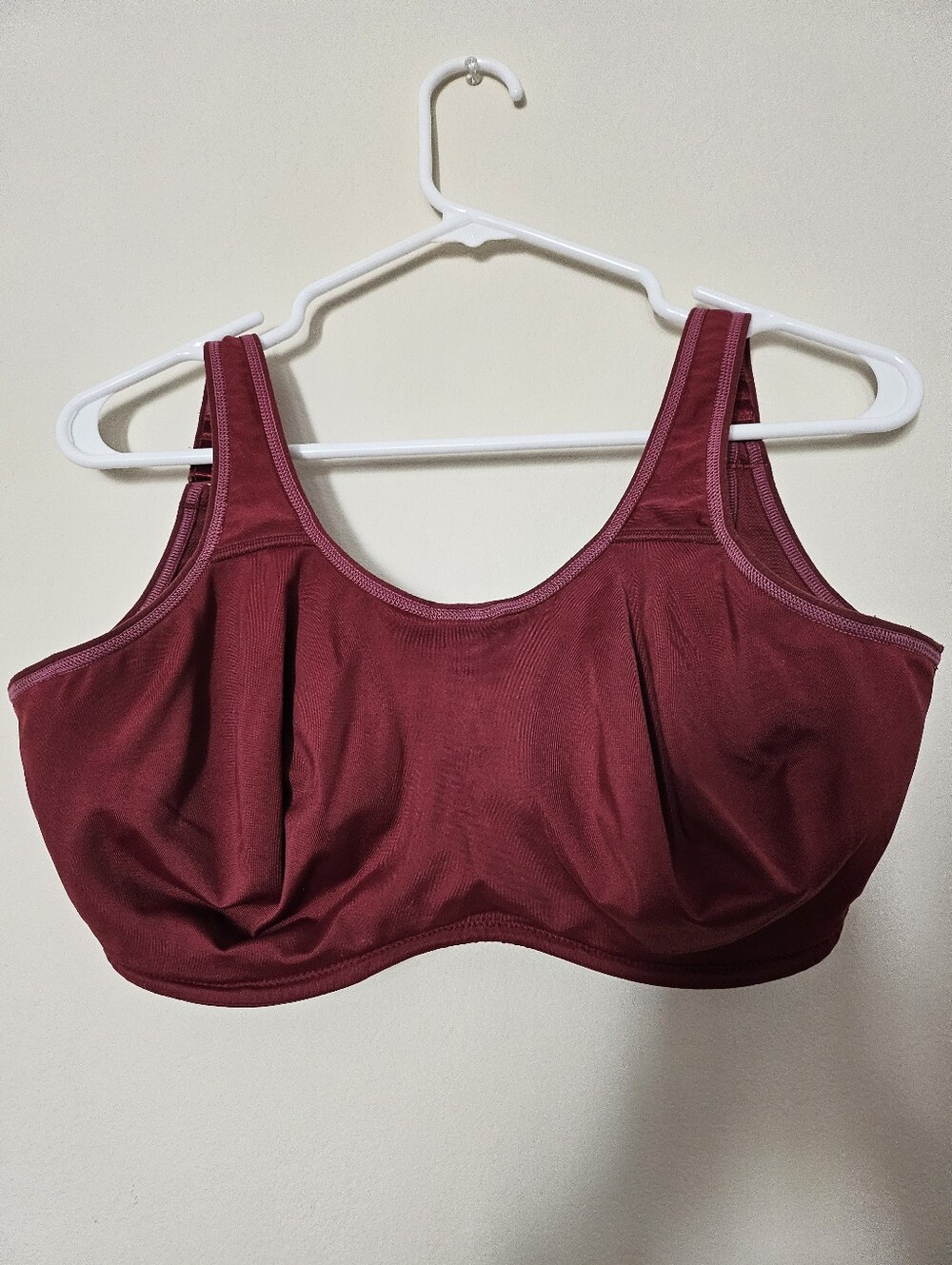 Wacoal Full-Coverage Bra in Wine Red